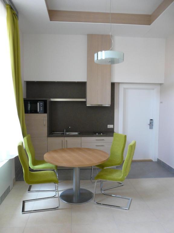 Soleil Apartman Szeged Habitación foto